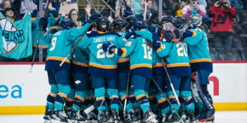 The New York Sirens celebrate after Maja Nylen Persson scored an overtime winner against Montreal