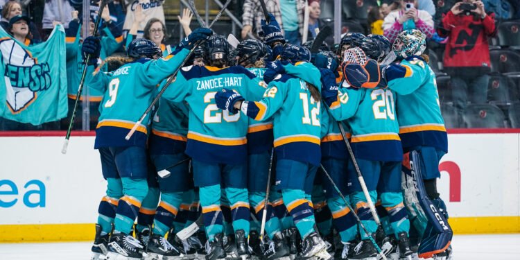 The New York Sirens celebrate after Maja Nylen Persson scored an overtime winner against Montreal