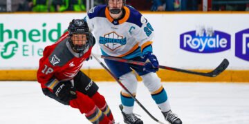 Mannon McMahon of Ottawa and New York's Micah Zandee-Hart watch the play - Photo @ PWHL