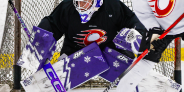 Lucy Morgan practicing with the PWHL's Ottawa Charge - Photo @ PWHL