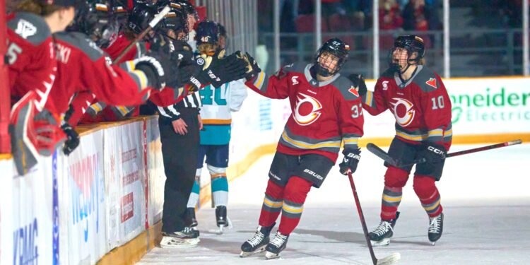 Rebecca Leslie celebrates a goal for the Ottawa Charge - Photo @ Ellen Bond