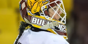 Eve Gascon of the Minnesota-Duluth Bulldogs - Photo @ UMD Bulldogs
