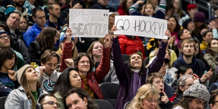 Fans in Seattle at the PWHL Takeover Tour game