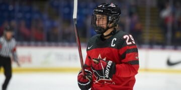 Marie-Philip Poulin at the IIHF World Championships - Photo @ Ellen Bond